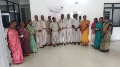 Photo of अंतर्राष्ट्रीय हिंदू परिषद एवं ओजस्विनी महिला परिषद द्वारा नर्मदापुरम थाना परिषद में मनाया रक्षाबंधन पर्व.