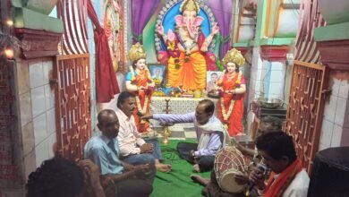 Photo of श्राद्ध पक्ष में स्टेशन स्थित हनुमान मंदिर में विराजे हैं मस्करा गणेश,होती है भक्ति भाव से 10 दिवस आराधना,सैकड़ो श्रद्धालु आते हैं दर्शन को.