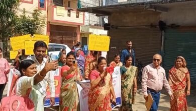 Photo of जिला निर्वाचन अधिकारी एवं कलेक्टर नर्मदापुरम के मार्गदर्शन में विधानसभा-137 इटारसी के मतदान केंद्र क्रमांक 186 से 198 का भ्रमण कर मतदाताओं को जागरूक किया गया.