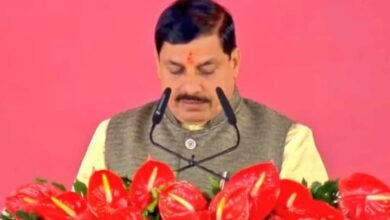 Photo of डॉ.मोहन यादव ने मुख्यमंत्री पद की शपथ ली,जगदीश देवड़ा एवं राजेंद्र शुक्ल बने डिप्टी सीएम,प्रधानमंत्री नरेंद्र मोदी,अमित शाह,जेपी नड्डा,योगी आदित्यनाथ सहित कई बड़े नेता शामिल हुए.