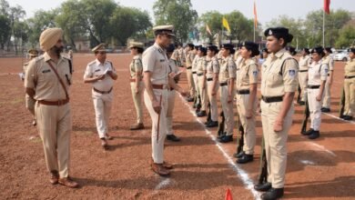 Photo of पुलिस महानिरीक्षक श्री इरशाद वली नर्मदापुरम द्वारा रक्षित केन्द्र नर्मदापुरम का निरीक्षण किया गया
