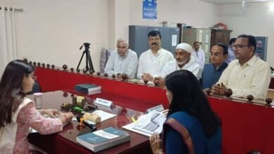 Photo of भारतीय जनता पार्टी के लोकसभा प्रत्याशी दर्शन चौधरी ने अपना नामांकन जमा किया.