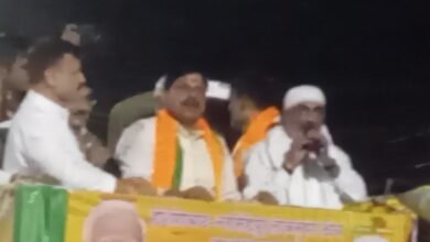 Photo of लोकसभा  प्रत्याशी दर्शन सिंह चौधरी के पक्ष में मुख्यमंत्री डॉ मोहन यादव ने इटारसी में आज किया रोड शो,जयस्तंभ चौक पर हुई विशाल आम सभा.