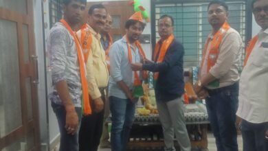 Photo of भारतीय जनता पार्टी के 45 वे स्थापना दिवस  पर वार्ड नंबर 19 बूथ क्रमांक 187 के कार्यकर्ताओं द्वारा जनसंपर्क किया गया.