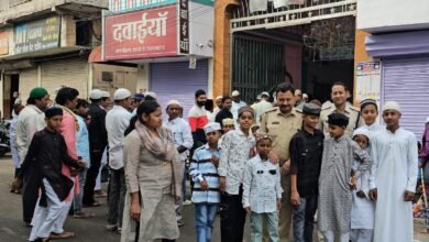 Photo of शहर में हर्षोल्लास के साथ मनाया जा रहा है ईद का त्यौहार.