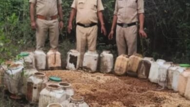 Photo of आबकारी उड़नदस्ता टीम द्वारा इटारसी एवं पिपरिया क्षेत्र में अवैध शराब के विरुद्ध की बड़ी कार्यवाही.