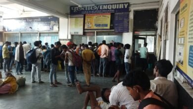 Photo of इटारसी रेलवे स्टेशन के पूछताछ केंद्र में यात्रियों को हो रही है समस्या,रेलवे विभाग तत्काल इस समस्या का समाधान करें.