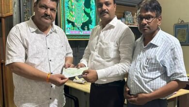 Photo of सेवा करने की भावना को लेकर नई सदस्यता के साथ सेवा भारती मध्य भारत नर्मदापुरम को सहयोग राशि 25000 का चेक दिया.