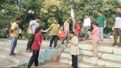 Photo of एसडीएम व सीएमओ ने वर्षा पूर्व नालों के निर्माण,सफाई कार्य, शहर की साफ सफाई व्यवस्था का निरीक्षण एवं श्रमदान कर दिया स्वच्छता का संदेश.