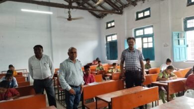 Photo of बीआरसी ने कक्षा 5 एवं 8 वी के परीक्षा केंद्र पर जाकर निरीक्षण किया.