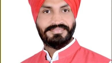 Photo of भगवान श्री राम लला के प्राण प्रतिष्ठा से दूरी बनाने वाले और रामसेतु के अस्तित्व को काल्पनिक बताने वाले आज मौन धरना प्रदर्शन पर, हंसने वाली बात : जोगिंदर सिंह 