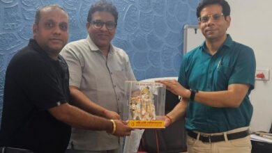 Photo of गौ शाला के लिए गौ सेवा हेतु दान संग्रह करने के लिए दान पेटी भेंट की।