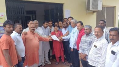 Photo of किसानों की समस्या को लेकर कांग्रेसियों ने दिया सीएम के नाम तहसीलदार सुनीता साहनी को ज्ञापन.