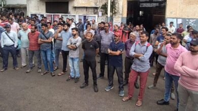 Photo of डीजल शेड इटारसी मे आल इंडिया रेलवे मेंस फेडरेशन AIRF के आवाहन पर WCREU डीजल शाखा द्वारा सुबह 8 बजे न्यू पेंशन स्कीम को समाप्त कर पुरानी पेंशन स्कीम की बहाली हेतु सैकड़ों कर्मचारियों ने विरोध प्रदर्शन किया.