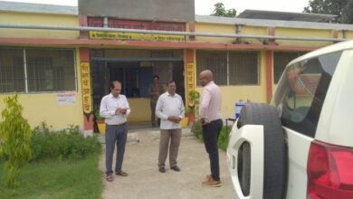 Photo of मुख्य कार्यपालन अधिकारी जनपद पंचायत केसला द्वारा शासकीय कर्मचारीयो की कर्तव्य पर उपस्थिति को दृष्टिगत रखते हुये हाईस्कूल सहेली एवं ग्राम पचांयत सहेली का औचक निरीक्षण किया गया।