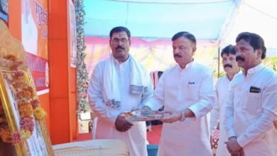 Photo of परिवहन एवं स्‍कूल शिक्षा मंत्री राव उदयप्रताप सिंह बनखेडी में गुरु पर्व महोत्सव में हुए शामिल,गुरु पर्व महोत्सव में आचार्य गणों को किया सम्मानित.