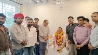 Photo of गुरु पूर्णिमा के शुभ अवसर पर विश्व हिंदू परिषद बजरंग दल जिला नर्मदापुरम द्वारा जिले के पूज्य संतो का पुष्पहार से स्वागत-सम्मान कर आशीर्वाद प्राप्त किया .