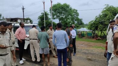 Photo of थाना केसला एवं प्रशासन की संयुक्त कार्रवाई,खुले में मुर्गा,मांस-मटन बेचने वाले दुकानदारों को नोटिस जारी किए गए.सख्त कार्रवाई की दी गई चेतावनी.
