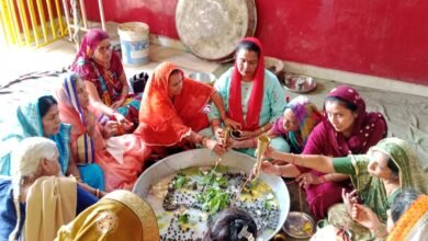 Photo of श्री दुर्गा नवग्रह मंदिर में द्वादश पार्थिव ज्योर्तिलिंग का पूजन, अभिषेक एवं एक लाख रूद्रि निर्माण चल रहा है। जिसके तहत शुक्रवार को केदारनाथ ज्योर्तिलिंग का पूजन एवं अभिषेक मुख्य यजमान मोनिका राजभूषण चौहान ने किया ।
