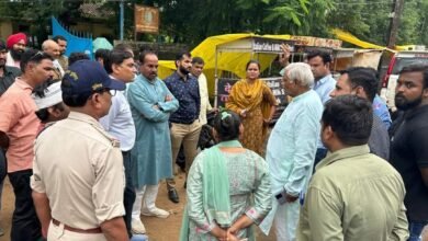 Photo of प्रशासन अतिक्रमण नही हटायेगा तो खुद हम अतिक्रमण हटाएंगे-विधायक शर्मा.