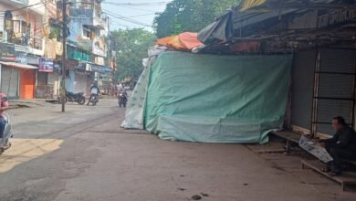 Photo of गिरनार होटल के सामने स्थित जैन जनरल में घेर ली है मुख्य मार्ग की जगह.