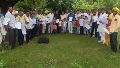 Photo of आदिवासी सेवा समिति तिलक सिंदूर की साप्ताहिक बैठक रखी गई जिसमें 21 तारीख भारत बंद के संबंध में विशेष चर्चा की गई.