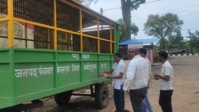 Photo of शासन के निर्देश अनुसार आवारा पशु पकड़ने हेतु वाहन की सुविधा जनपद पंचायत कार्यालय केसला को उपलब्ध कराई गई.