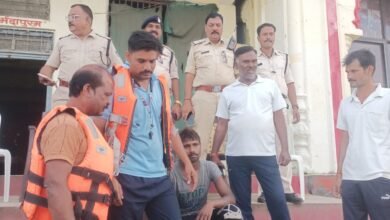 Photo of होमगार्ड जवानों ने एक व्यक्ति को डूबने से बचाया .