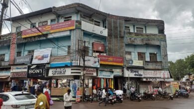 Photo of गांधी भवन के दुकानदारों को तीन दिवस में दुकानें खाली करने के आदेश नगरपालिका सीएमओ ने जारी किये.