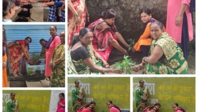 Photo of बाल सुरक्षा माह के अंतर्गत आज प्रथम दिवस पर वार्ड 11,12 केंद्र 24, 25, 69 न्यास कॉलोनी झुग्गी इटारसी में पोषण माह के अंतर्गत एक पेड़ मां के नाम वृहद वृक्षारोपण अभियान के तहत शपथ दिलाई गई और वृक्षारोपण किया गया। 