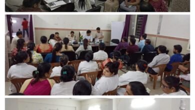 Photo of डॉ श्यामा प्रसाद मुखर्जी अस्पताल के सभा कक्ष मे अस्पताल अधीक्षक,नर्सिंग स्टाफ के साथ प्रशासनिक अधिकारियों की बैठक संपन्न.