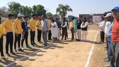 Photo of आज से राज्य स्तरीय वाल्मिक क्रिकेट ट्राफी का हुआ शुभारंभ। 13 से 16 फरवरी तक चलेगी प्रतियोगिता.