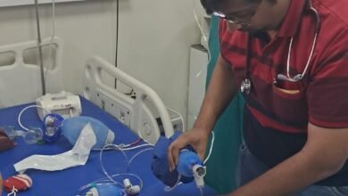 Photo of फिर हुआ श्यामा प्रसाद मुखर्जी में चमत्कार,रुकी हुई सांसे लौटी,दो बार रुक के दिल हुआ शुरू.