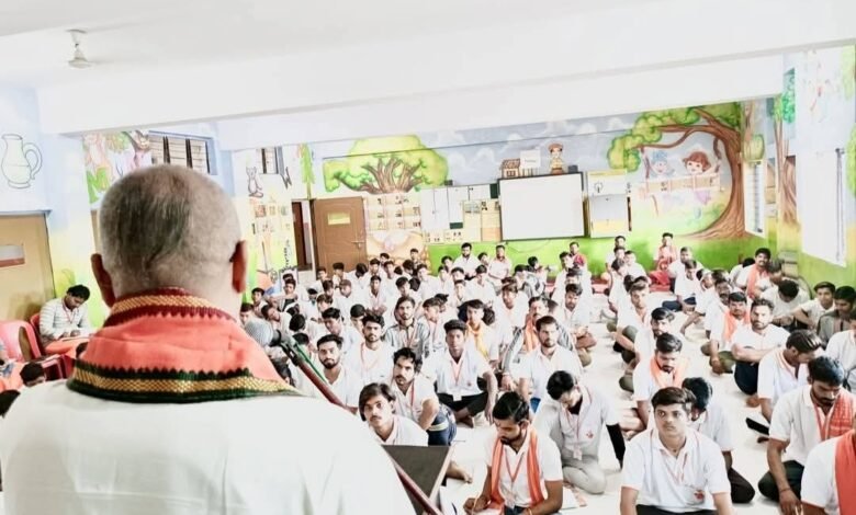Photo of पराक्रमी इतिहास रहा है भारत का – केंद्रीय मंत्री,बजरंग दल शौर्य प्रशिक्षण वर्ग षष्ठी दिवस.