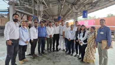 Photo of रेल मंत्रालय के डी.आर.यू.सी.सी. सदस्य संदीप सूरी एवं ऑल इंडिया कंज्यूमर प्रोटक्शन ऑर्गेनाइजेशन के संभागीय अध्यक्ष दीपक बनोरिया के साथ 15 सदस्यों की  टीम ने किया इटारसी एवं नर्मदापुरम रेलवे स्टेशन का निरीक्षण ..