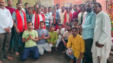 Photo of विश्व हिंदू परिषद ने विजयादशमी पर किया विशाल शस्त्र पूजन,अखाड़ों को करेंगे पुनर्जीवित बनाएंगे शक्ति का केंद्र.