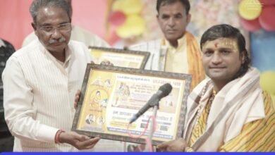 Photo of श्रीमती लक्ष्मी बाई कोदू लाल साहू चुनावाला चैरिटेबल ट्रस्ट इटारसी की ओर से किया गया इंदौर से पधारे कथावाचक श्री विजय कृष्ण शास्त्री का सम्मान, सनखेड़ा ग्राम में 21 दिसंबर से प्रारंभ हुई श्रीमद् भागवत कथा का विराम 27 दिसंबर को भंडारे के साथ होगा.