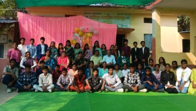 Photo of शासकीय हाई स्कूल साकेत में दसवीं कक्षा के छात्र-छात्राओं का विदाई समारोह आयोजित किया गया.
