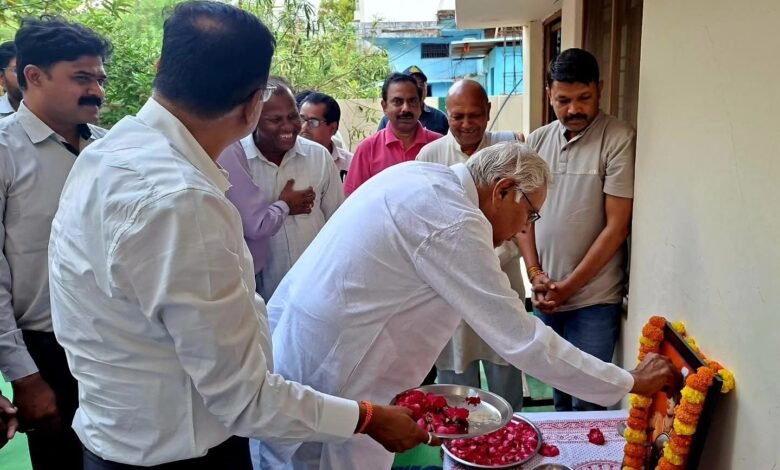 Photo of रानी अवंती बाई लोधी को नमन कर लोधी समाज द्वारा श्रद्धांजलि अर्पित की गई।।